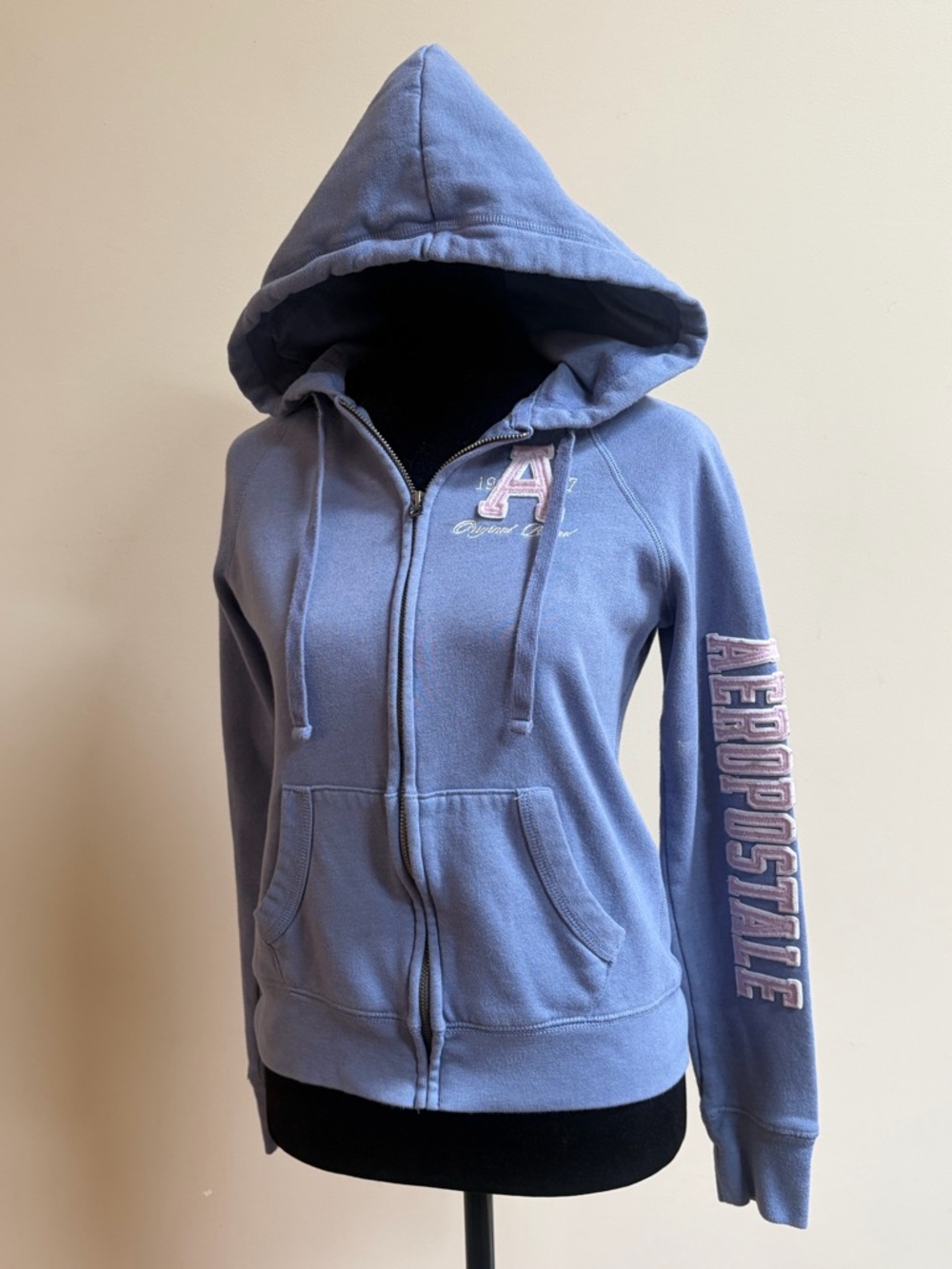 Aeropostale A87 Original Brand Full Zip Y2K Style Hoodie Sweater With Pockets